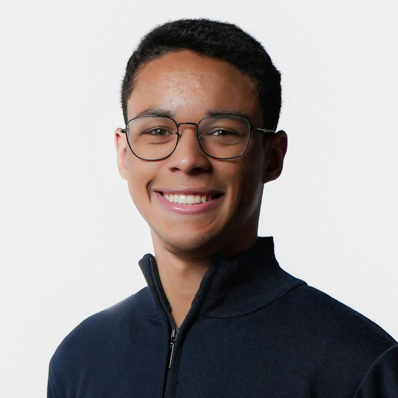 Go to Vinícius Costa's profile