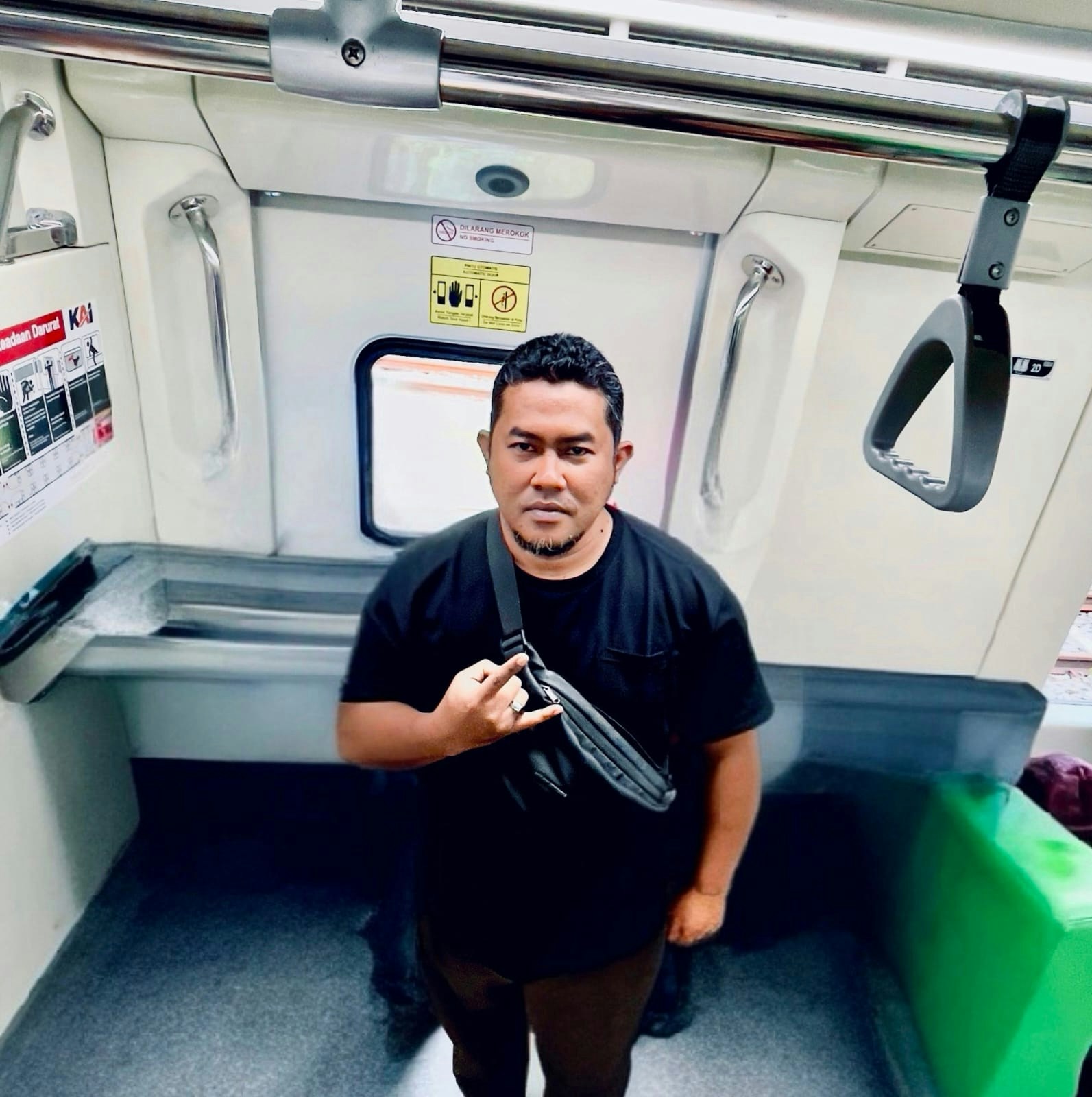 Buka profil Arief Hidayat