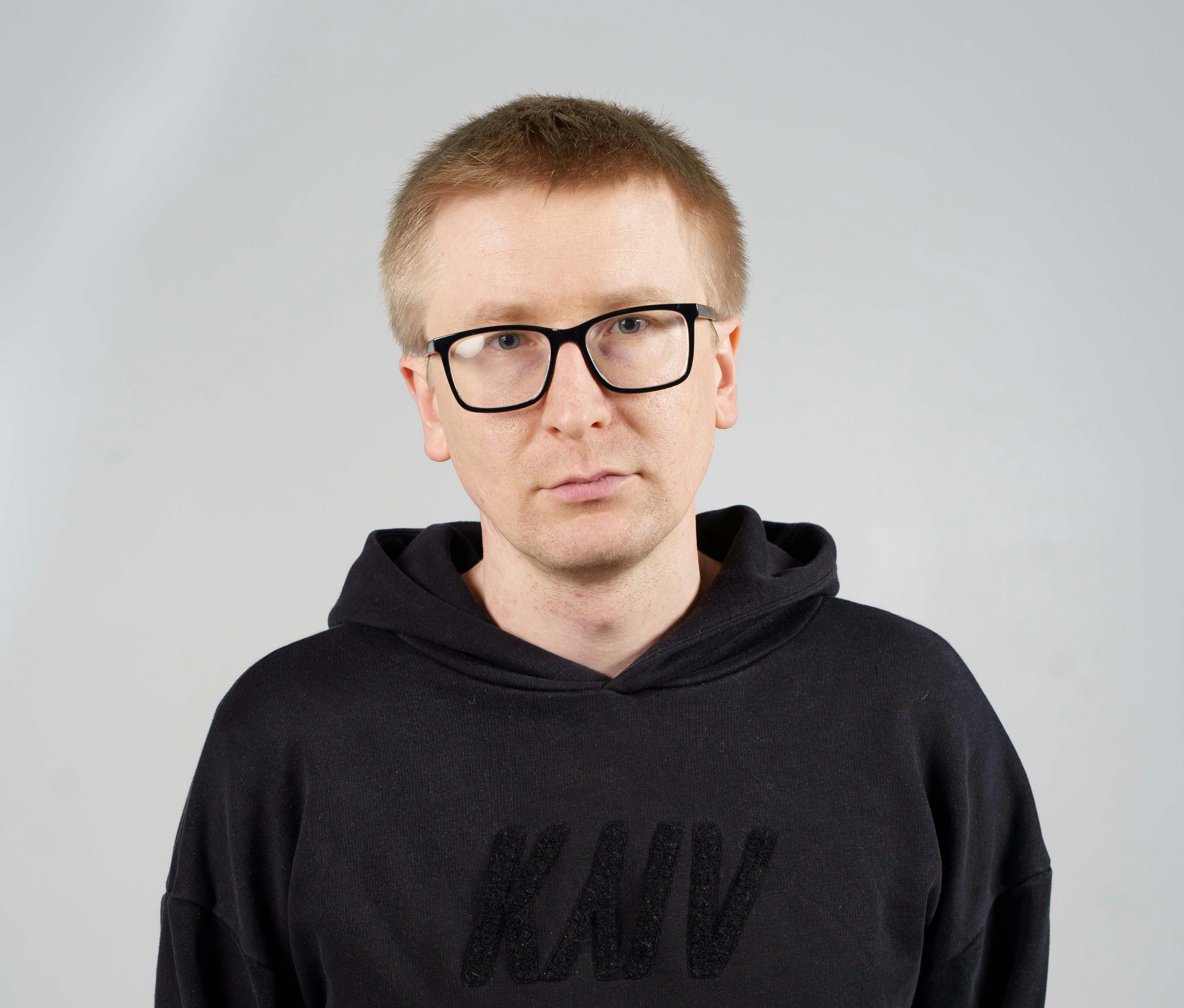 Zum Profil von Viktor Smoliak