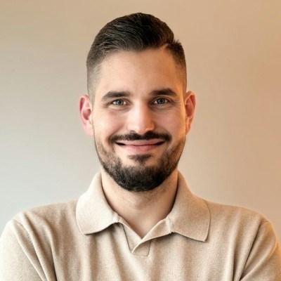 Go to Charles Büchler's profile