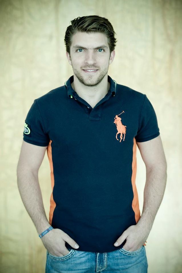 Manolo HKのプロフィールを見る