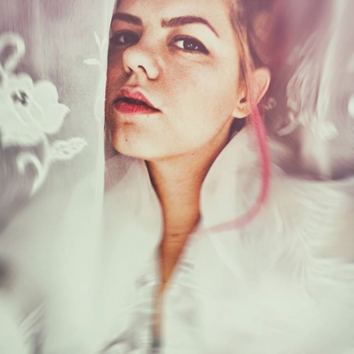 Unsplash profile picture for @erza