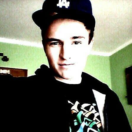 Go to Ed Dy's profile