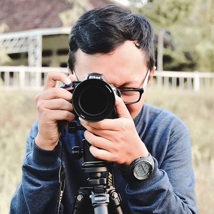 Ve al perfil de david lalang