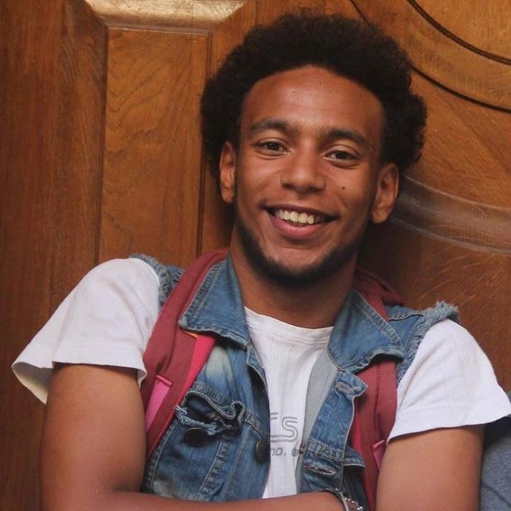 Go to WALID CHARAFI's profile