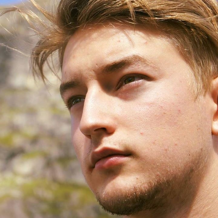 Go to Victor Rodvang's profile