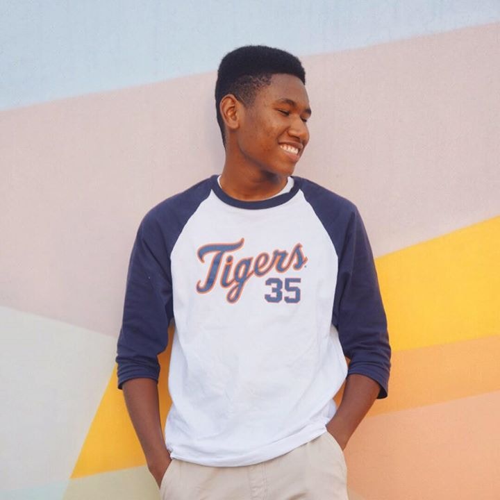 Go to Kahari king's profile