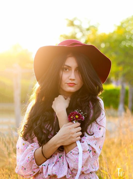 Go to Fa Barboza's profile