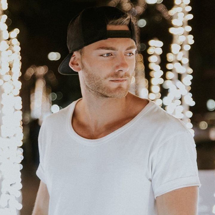 Go to denis harschi's profile