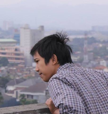 Ve al perfil de Hadi Utama