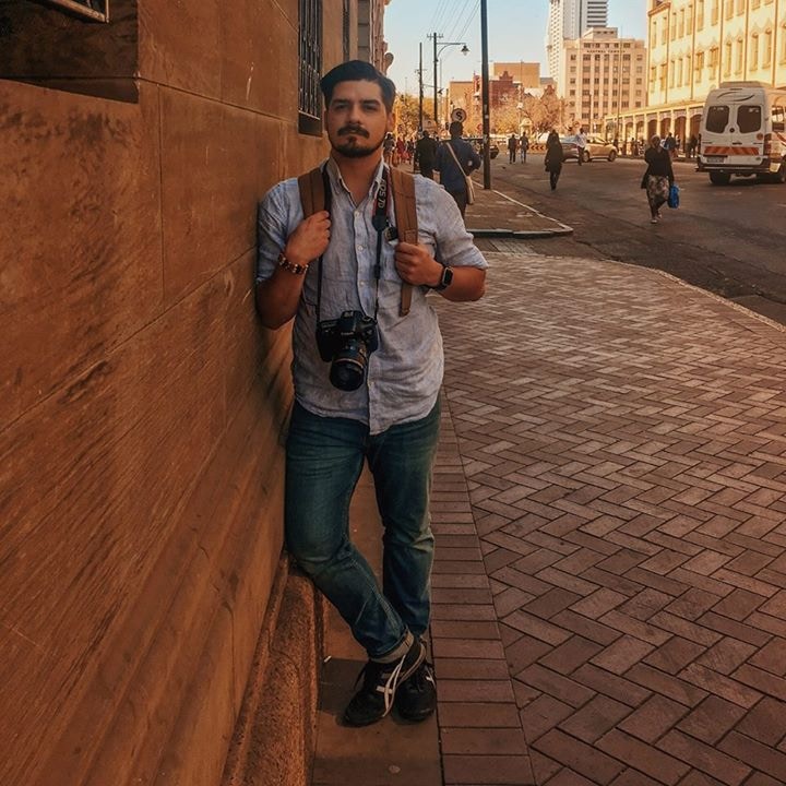 Elijah Lychikのプロフィールを見る