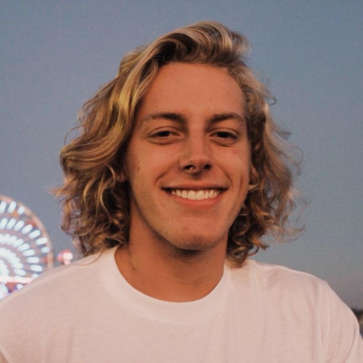 Accéder au profil de Isaac Lewis