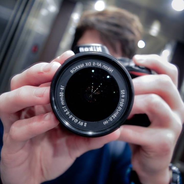 Unsplash profile picture for @santii