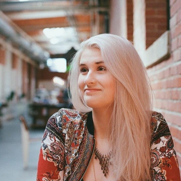 Zum Profil von Courtney Baucom