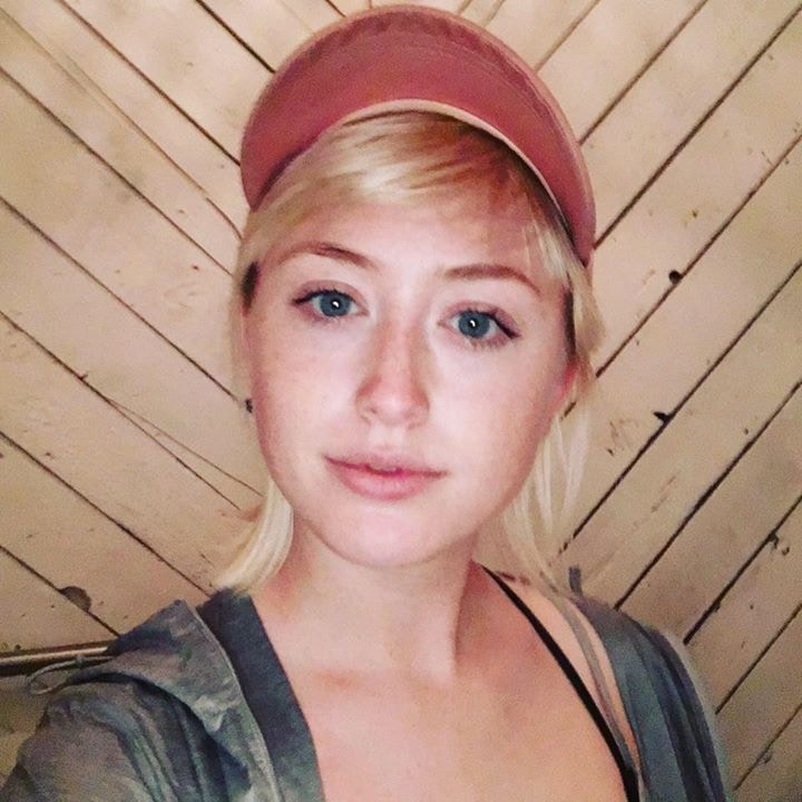 Ir para o perfil de Holly Chisholm