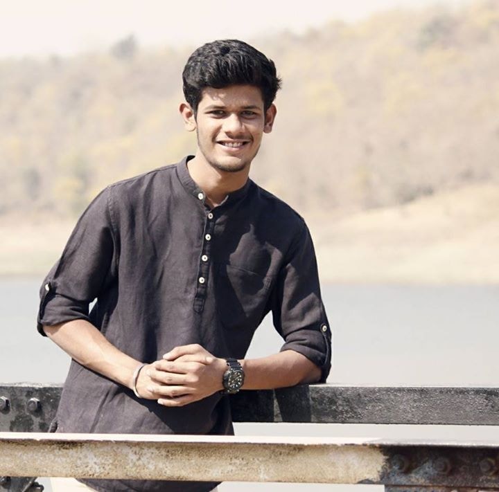 Ve al perfil de Tanishq Tiwari