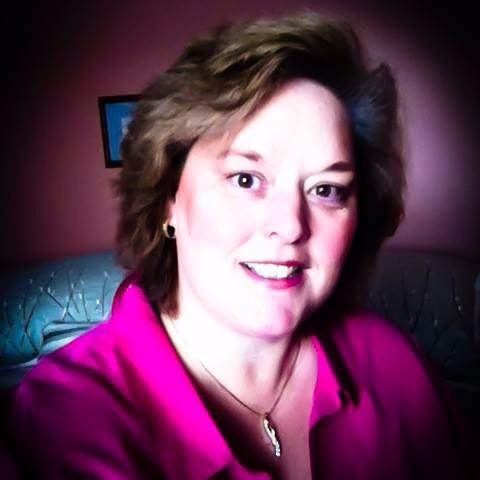 Diane Bakerのプロフィールを見る