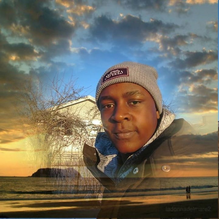 Unsplash profile picture for @richardson