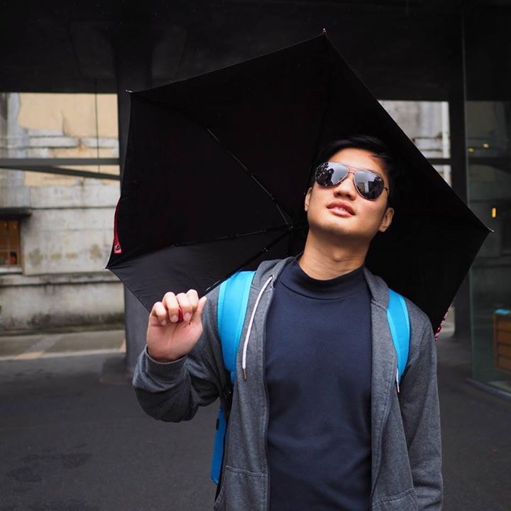 Unsplash profile picture for @hymn