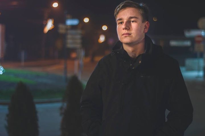 Ve al perfil de Bereczki Domokos