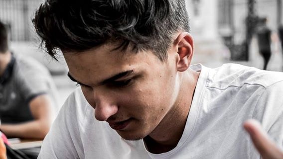 Go to louis tricot's profile