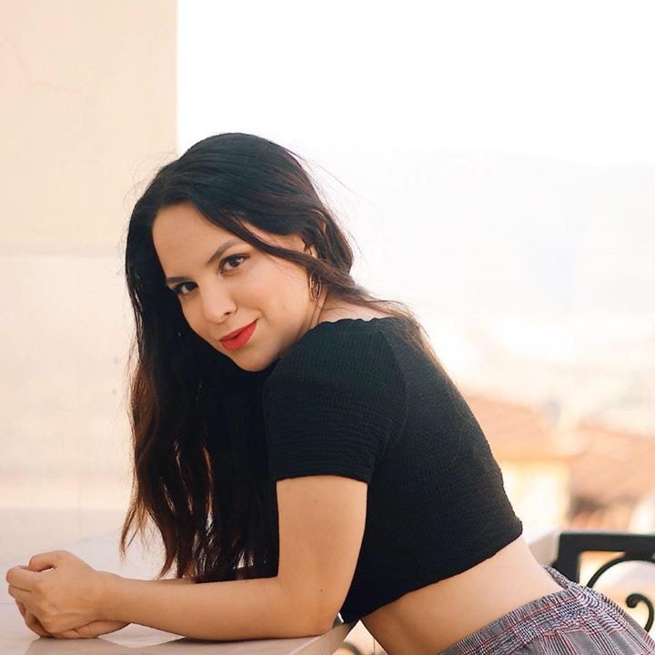 Ir para o perfil de Itzel Reyes