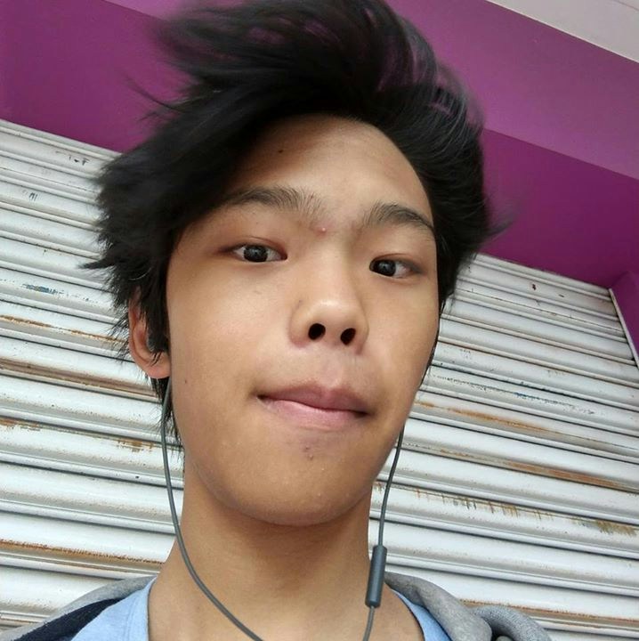Accéder au profil de YUN-HSIANG WANG
