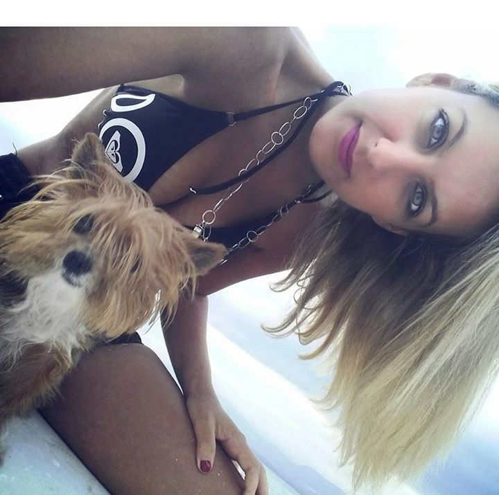Go to Vivi Bzk's profile