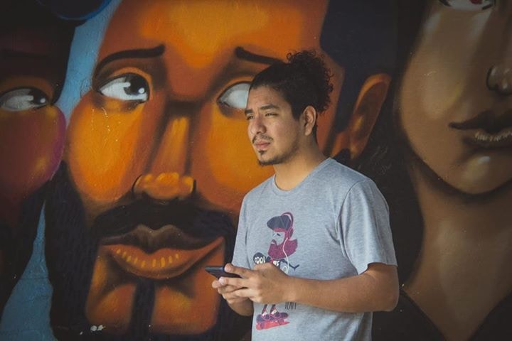 Ve al perfil de Cesar Camacho