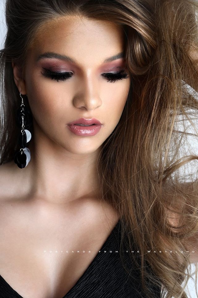 James Lewis의 프로필로 이동