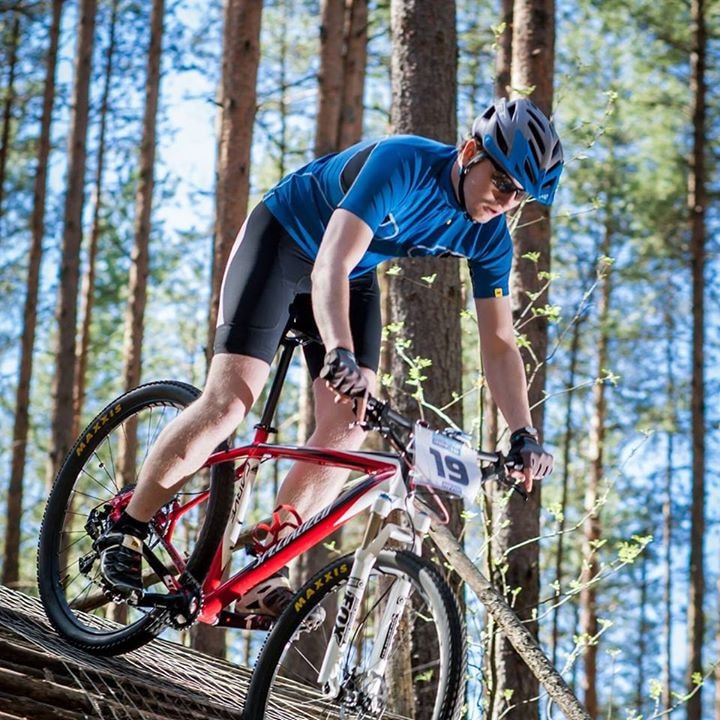 Go to Leo Michine's profile