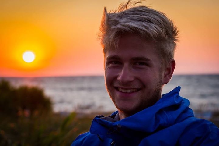 Ve al perfil de Robert Hoffmann