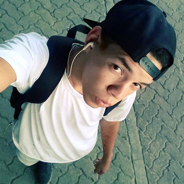 Go to Daniel Reis's profile