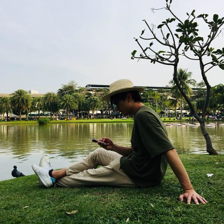 Go to Ian Cheng's profile