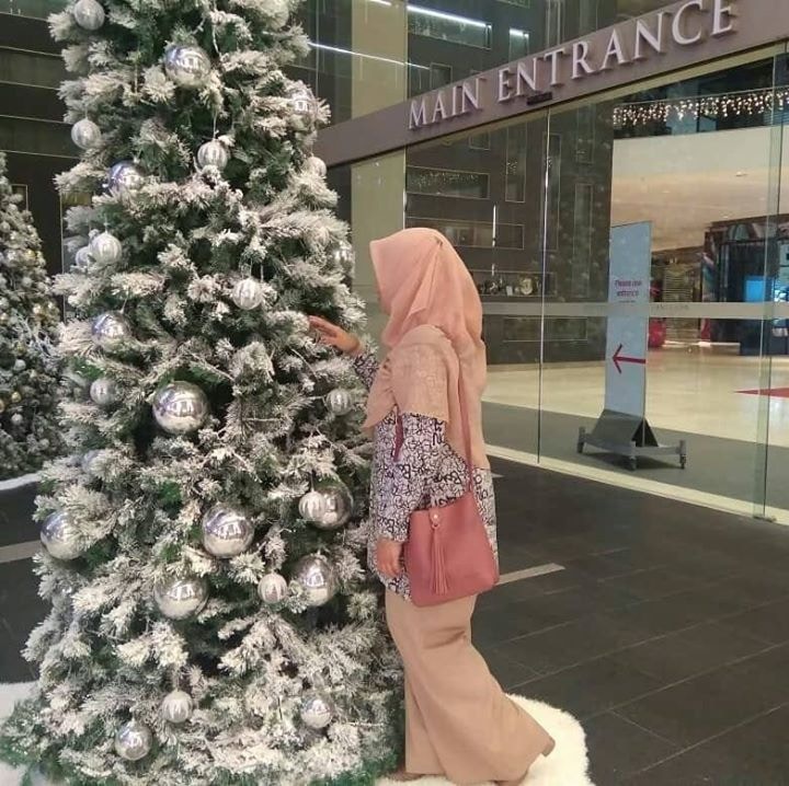 Buka profil Nurul izzatie Zainudin