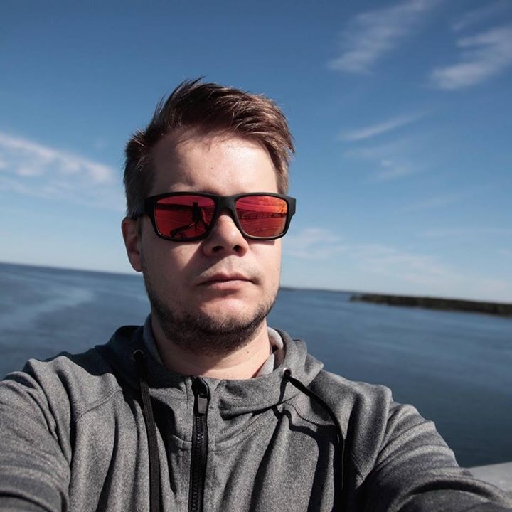 Unsplash profile picture for @roadblock