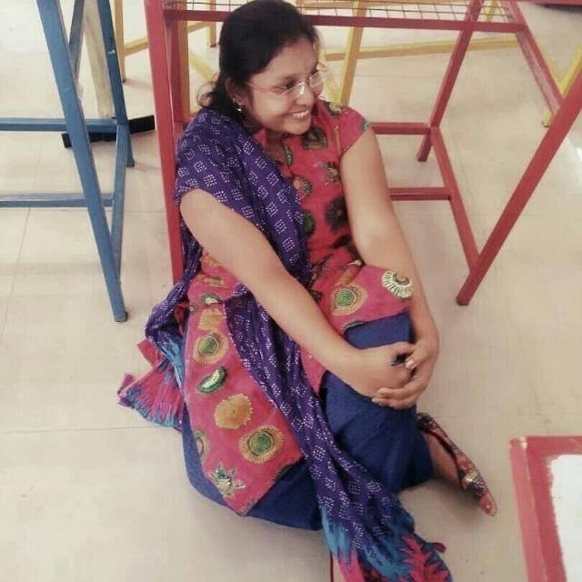 Buka profil cheekoti shivani