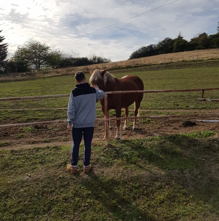 Luban Tvarohのプロフィールを見る