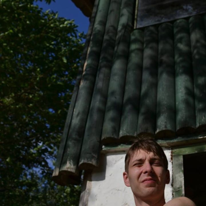 Zum Profil von Dušan Tizić