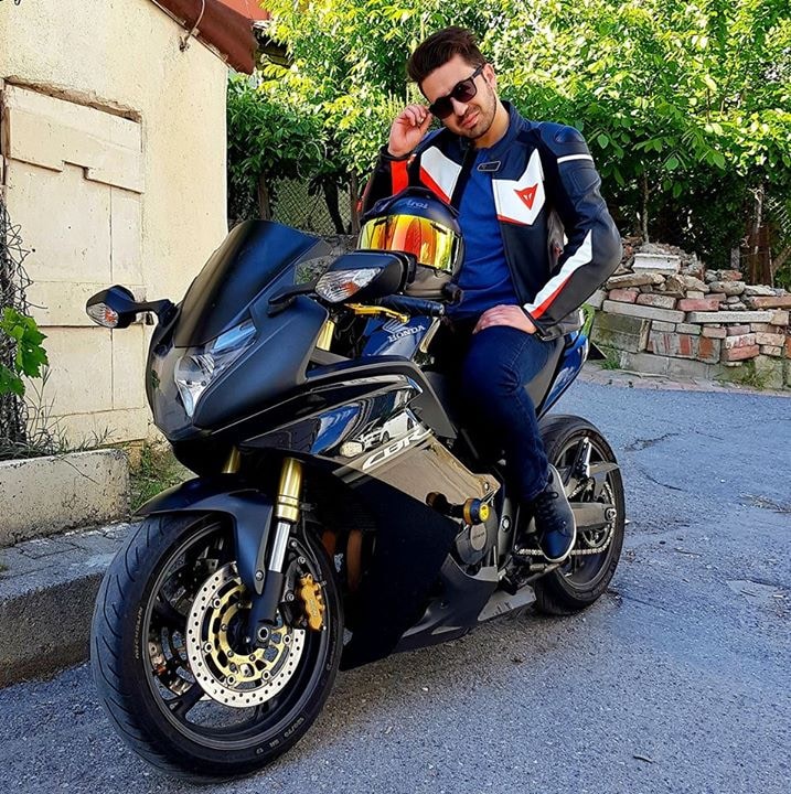 Zum Profil von AYKUT AKTAŞ