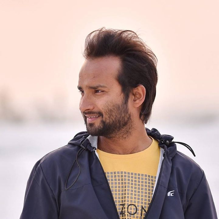 Ve al perfil de vivek vishwakarma