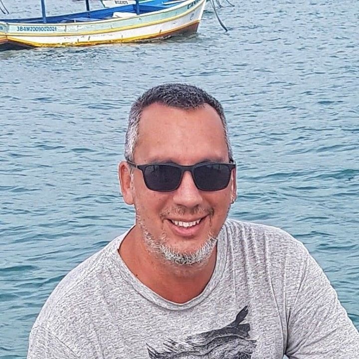 Go to Hernán Molinari's profile