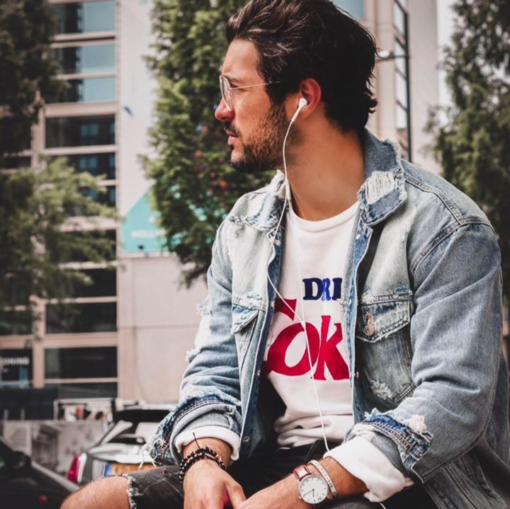 Unsplash profile picture for @pascu