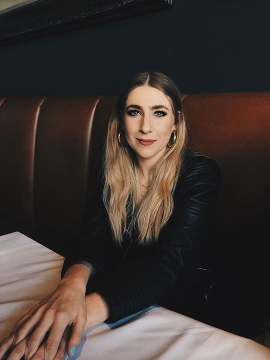 Zum Profil von Amanda Curtin