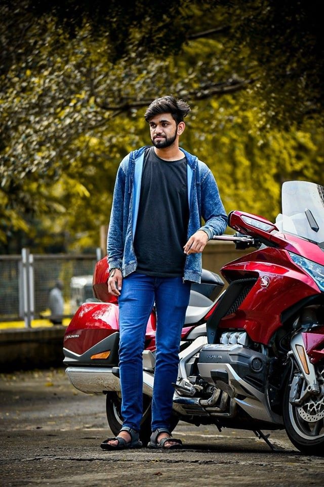Go to Apekshit Gurukhudde's profile