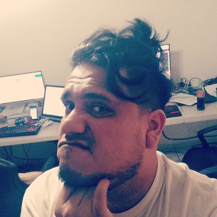 Ve al perfil de Diego Zetina