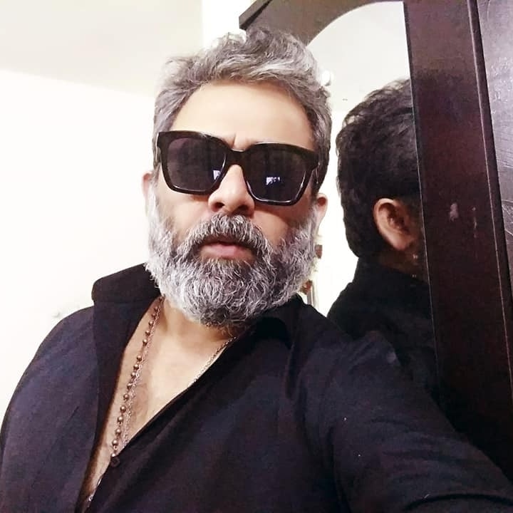 SHIRAZ HENRYのプロフィールを見る