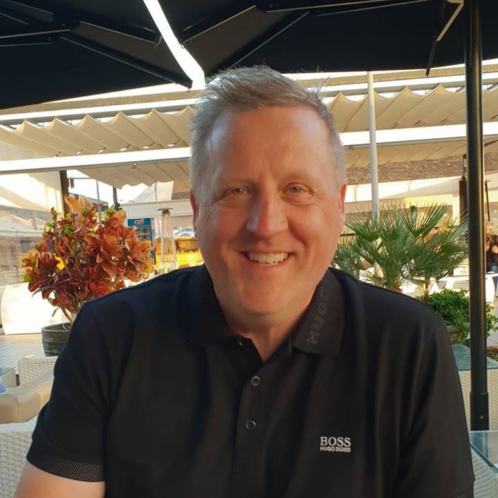 Go to Einar Jónsson's profile