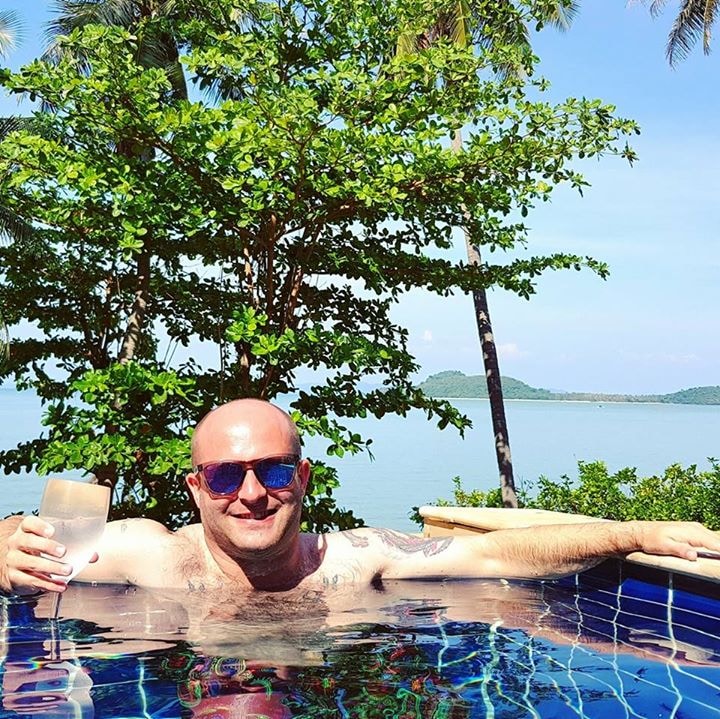 Zum Profil von Shane Hebzynski