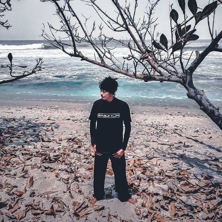 Go to Idris R's profile